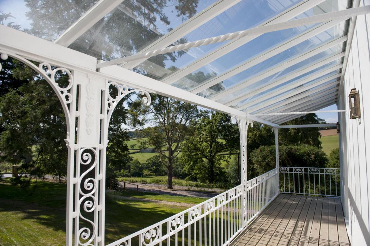 The Westgate Villa Charmouth Exterior photo
